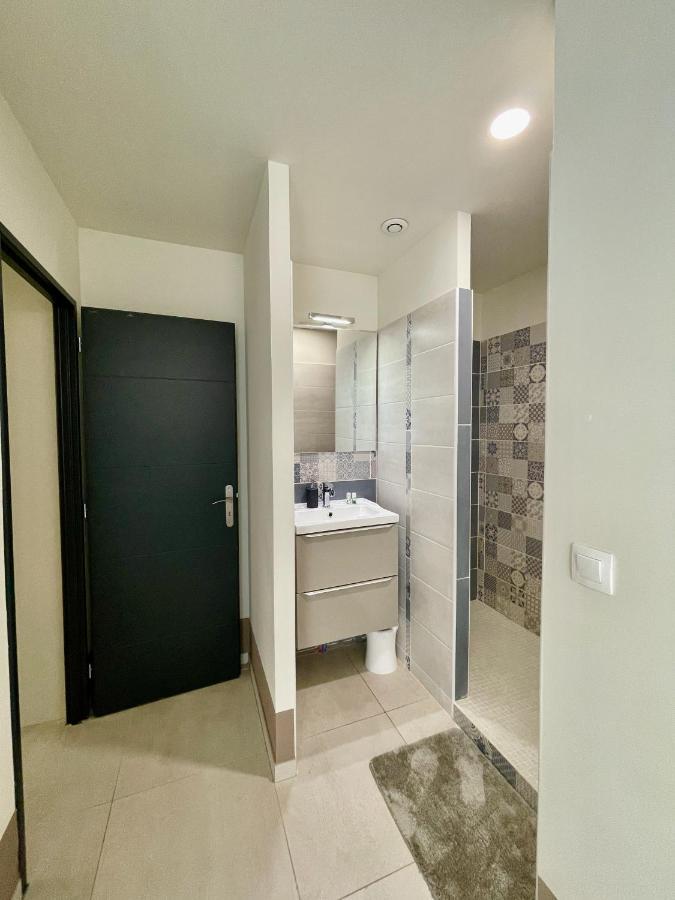 Appartement Souplex Jardin Proche Autoroute, Plages Et Attractions, Wifi - Tv, Calme Bessan Luaran gambar